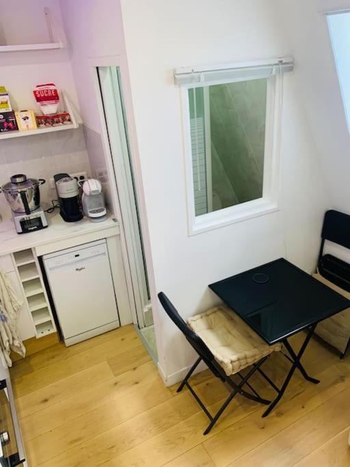 Studio Cosy Au Coeur De Париж Экстерьер фото